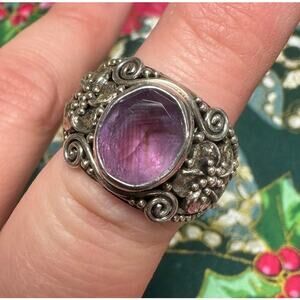 Ring / Genuine Amythyst / Artisan / Signed 925 / size 8.25